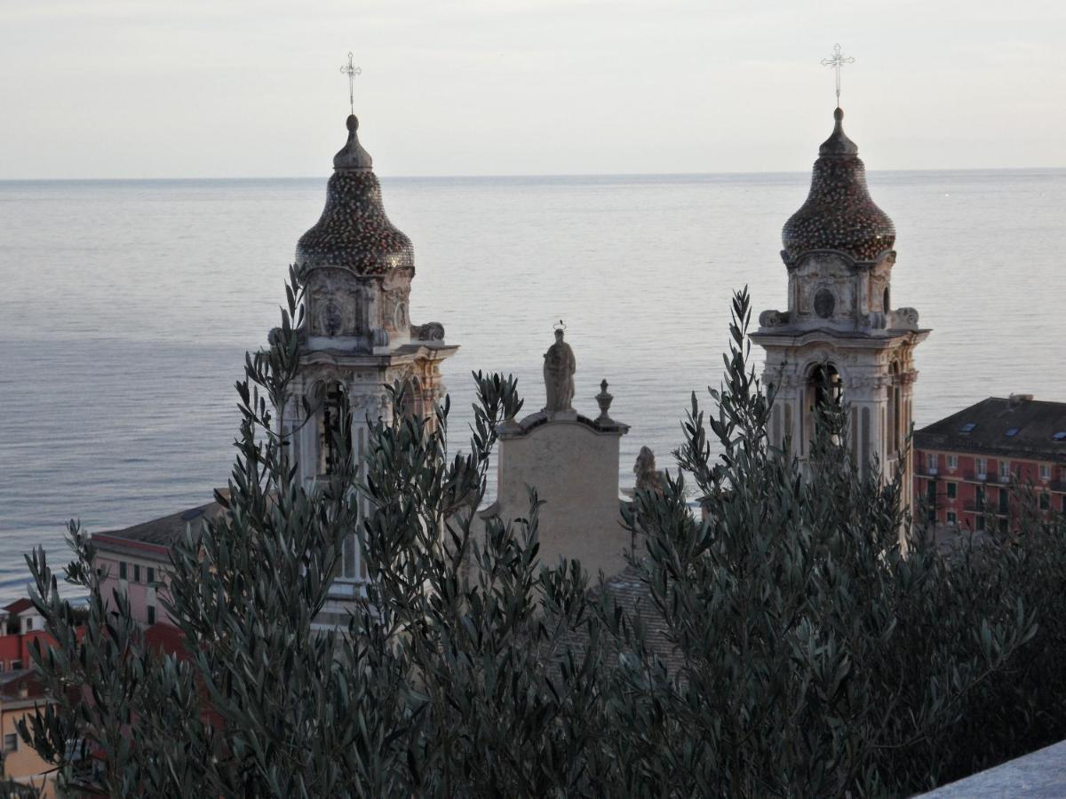 Alloggio Fronte Mare, 3 Camere E Cortile Privato. Laigueglia Εξωτερικό φωτογραφία